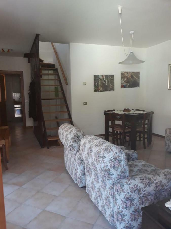 Appartamento Del Lago Villetta Barrea Eksteriør billede
